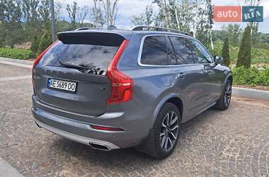 Позашляховик / Кросовер Volvo XC90 2017 в 