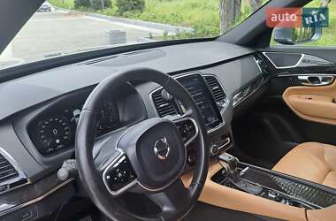 Позашляховик / Кросовер Volvo XC90 2017 в 
