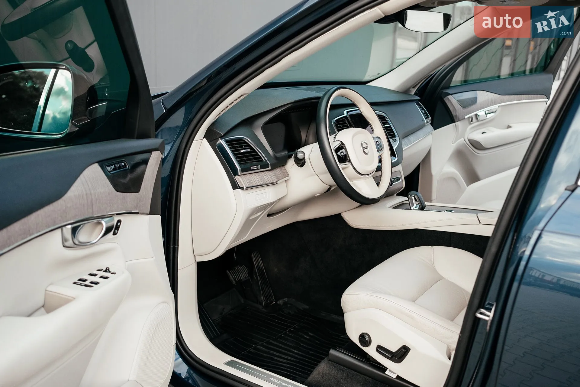 2022 Volvo XC90 - мініатюра 153