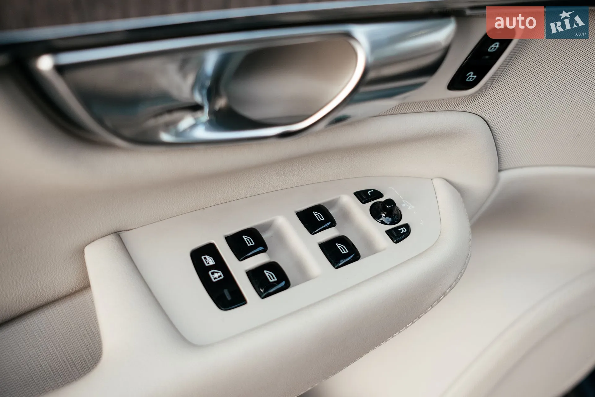 2022 Volvo XC90 - мініатюра 170
