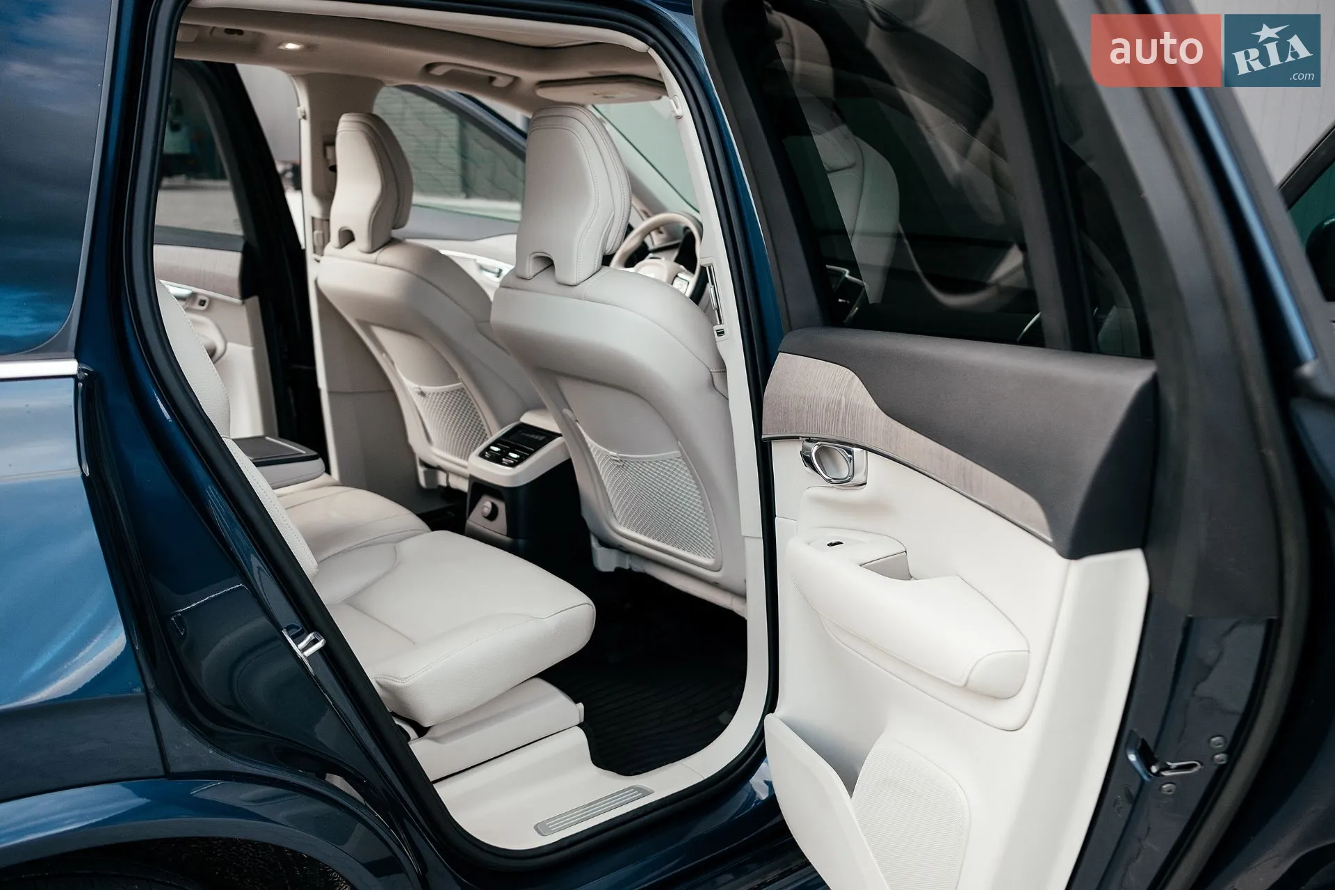 2022 Volvo XC90 - мініатюра 179
