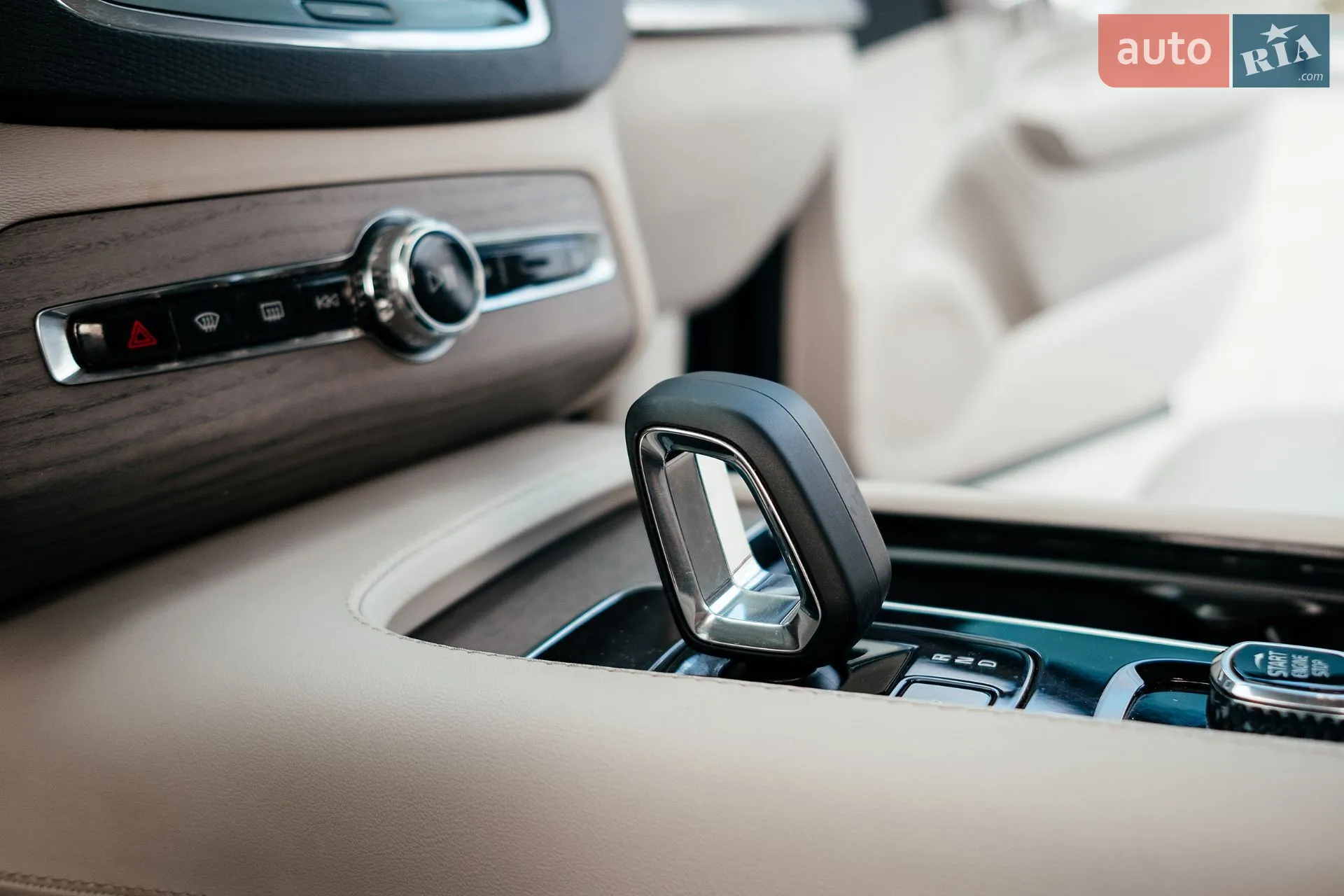 2022 Volvo XC90 - мініатюра 192