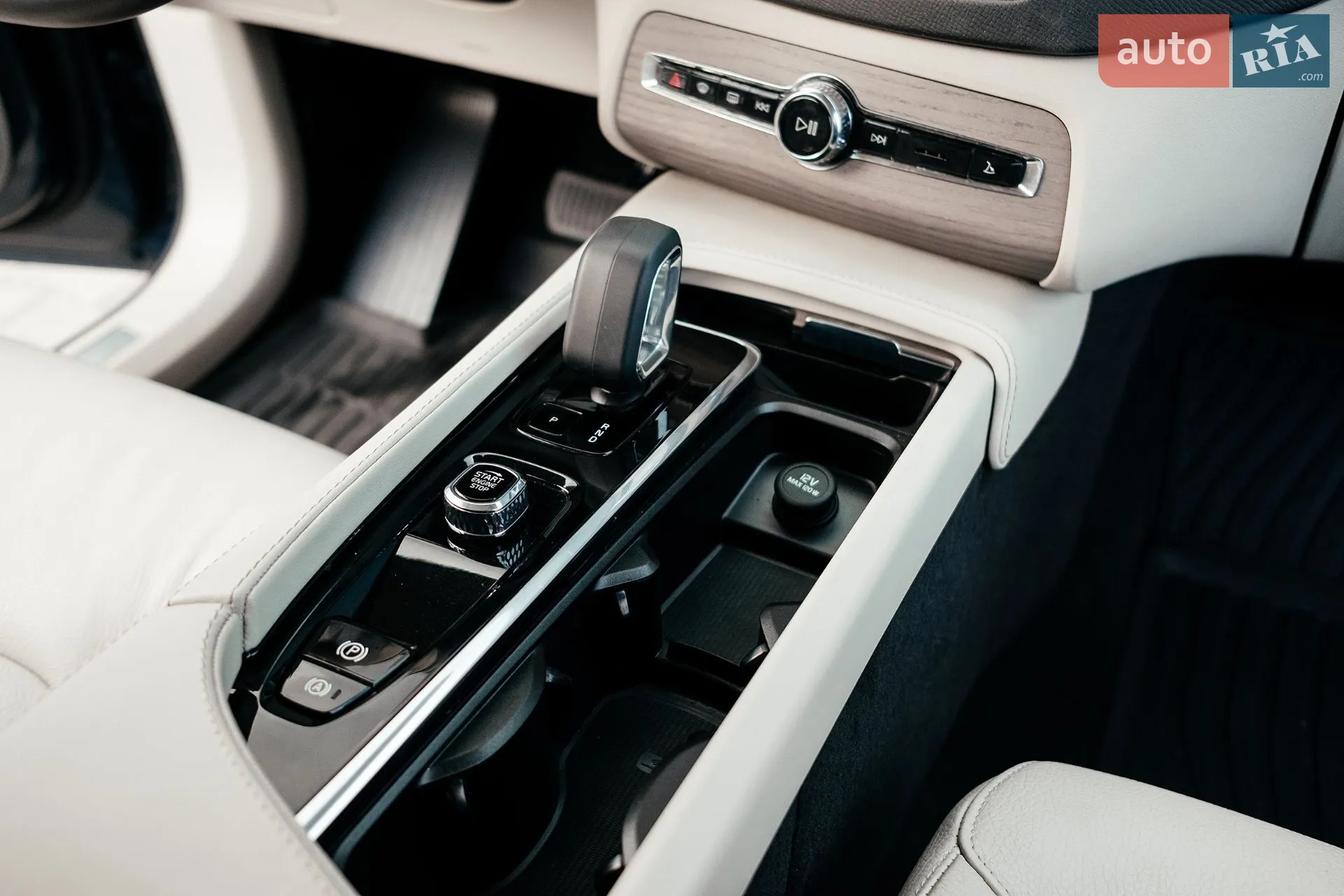2022 Volvo XC90 - мініатюра 204