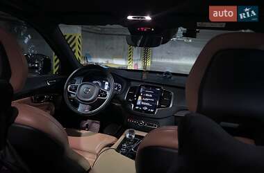Внедорожник / Кроссовер Volvo XC90 2021 в 