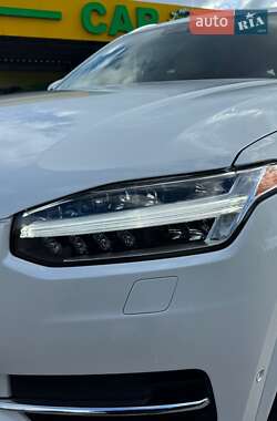 Внедорожник / Кроссовер Volvo XC90 2016 в 