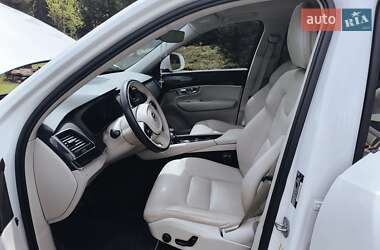 Позашляховик / Кросовер Volvo XC90 2019 в 