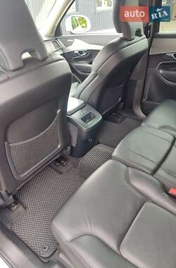 Позашляховик / Кросовер Volvo XC90 2022 в 