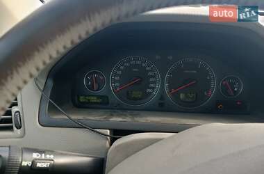 Внедорожник / Кроссовер Volvo XC90 2003 в 