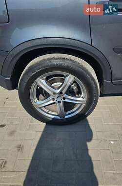 Позашляховик / Кросовер Volvo XC90 2004 в 