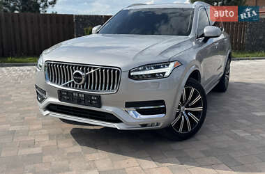 Позашляховик / Кросовер Volvo XC90 2022 в 
