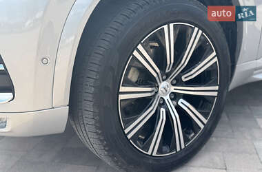 Позашляховик / Кросовер Volvo XC90 2022 в 