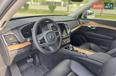Позашляховик / Кросовер Volvo XC90 2022 в 