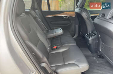 Позашляховик / Кросовер Volvo XC90 2022 в 