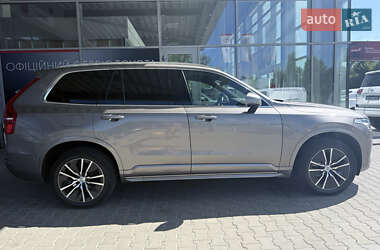 Внедорожник / Кроссовер Volvo XC90 2021 в 