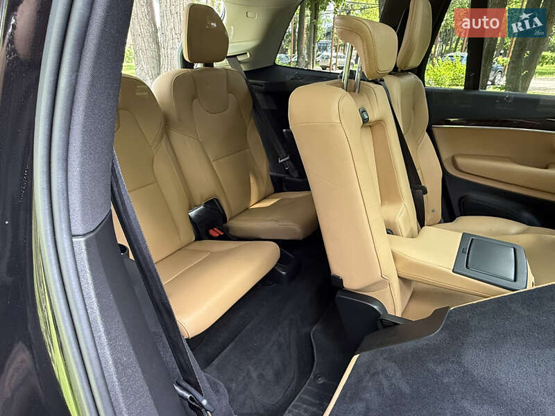 Внедорожник / Кроссовер Volvo XC90 2015 в Киеве
