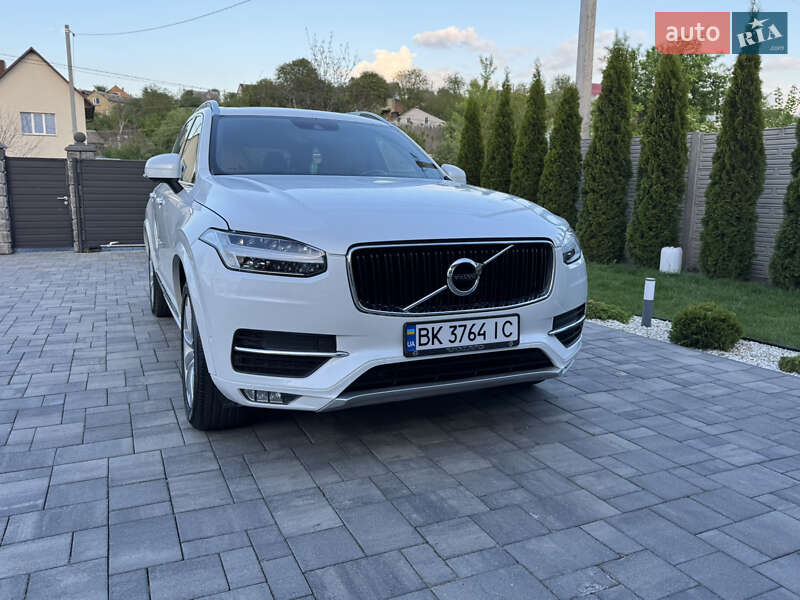 Внедорожник / Кроссовер Volvo XC90 2015 в 