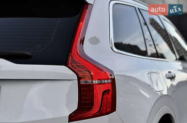 Внедорожник / Кроссовер Volvo XC90 2019 в 