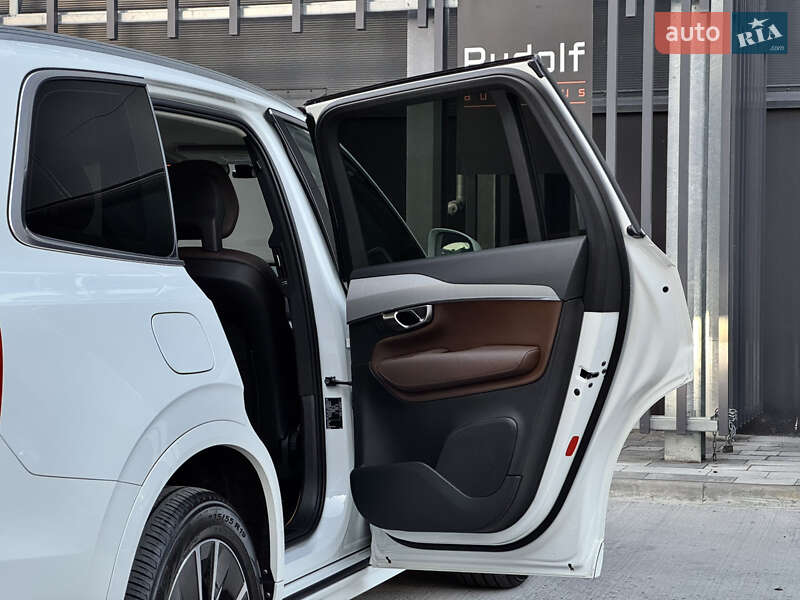 Позашляховик / Кросовер Volvo XC90 2019 в Києві