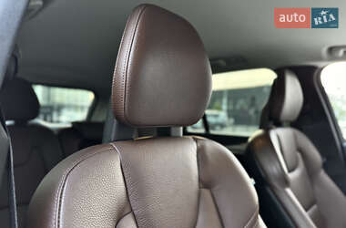 Внедорожник / Кроссовер Volvo XC90 2019 в 