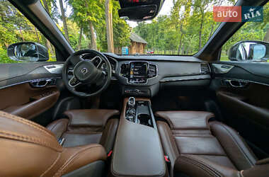 Внедорожник / Кроссовер Volvo XC90 2020 в 