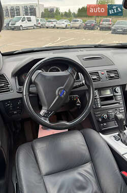 Внедорожник / Кроссовер Volvo XC90 2013 в 