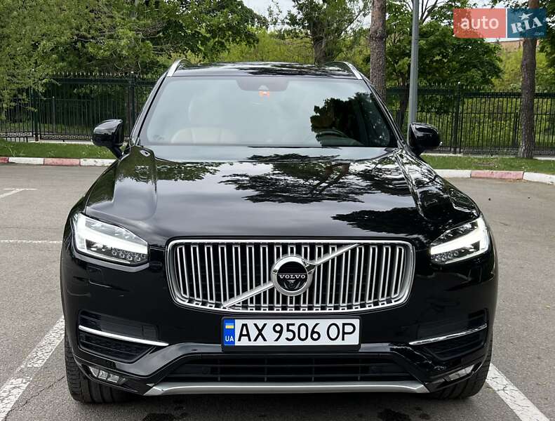 Внедорожник / Кроссовер Volvo XC90 2015 в 
