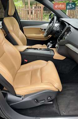 Внедорожник / Кроссовер Volvo XC90 2015 в 