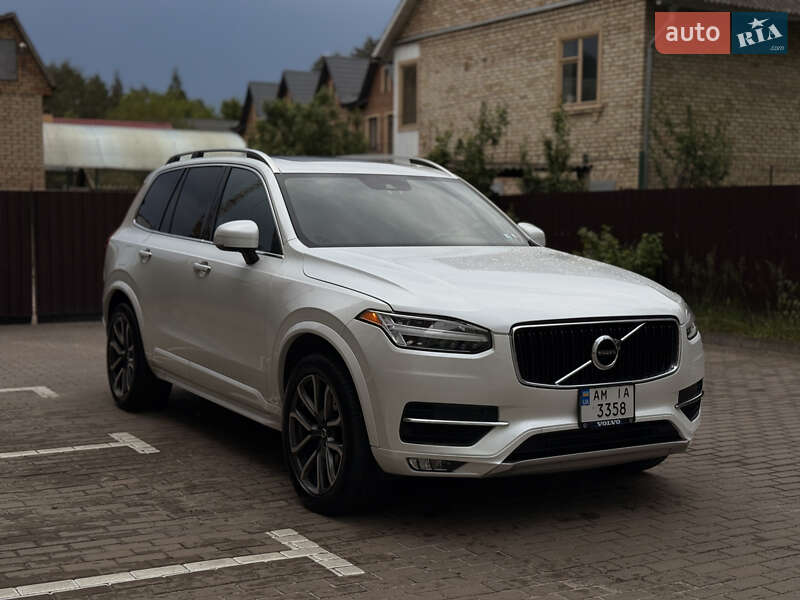 Позашляховик / Кросовер Volvo XC90 2019 в 