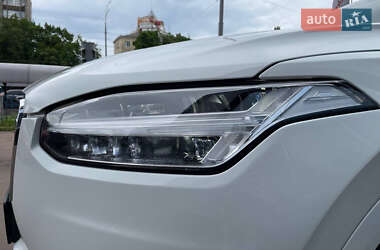 Внедорожник / Кроссовер Volvo XC90 2020 в 