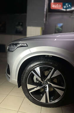 Позашляховик / Кросовер Volvo XC90 2020 в 