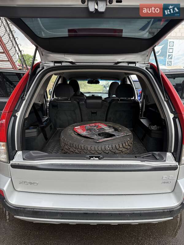 Внедорожник / Кроссовер Volvo XC90 2011 в Борисполе