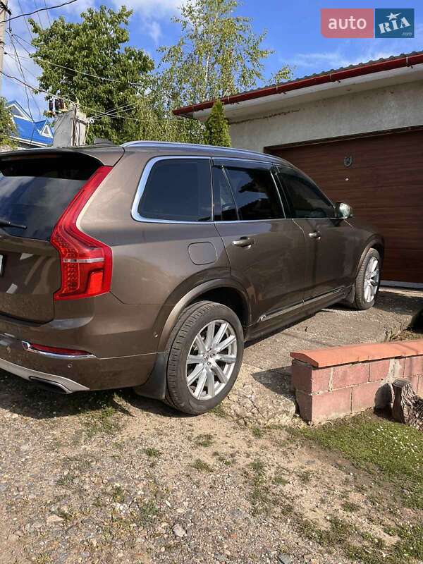 Внедорожник / Кроссовер Volvo XC90 2015 в Тарутине