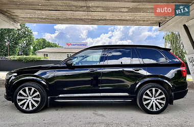 Позашляховик / Кросовер Volvo XC90 2020 в 