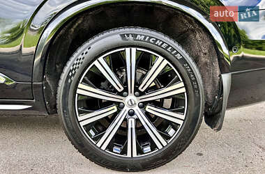 Позашляховик / Кросовер Volvo XC90 2020 в 