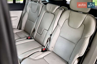 Позашляховик / Кросовер Volvo XC90 2020 в 