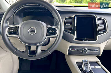 Позашляховик / Кросовер Volvo XC90 2020 в 