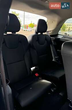 Внедорожник / Кроссовер Volvo XC90 2024 в 