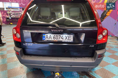 Внедорожник / Кроссовер Volvo XC90 2005 в 