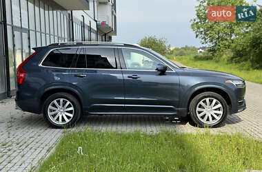 Внедорожник / Кроссовер Volvo XC90 2017 в 