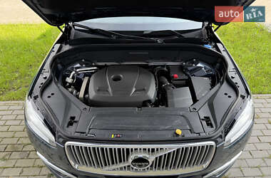 Внедорожник / Кроссовер Volvo XC90 2017 в 