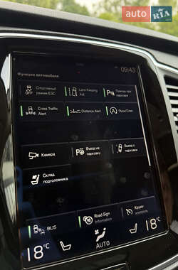 Внедорожник / Кроссовер Volvo XC90 2017 в 