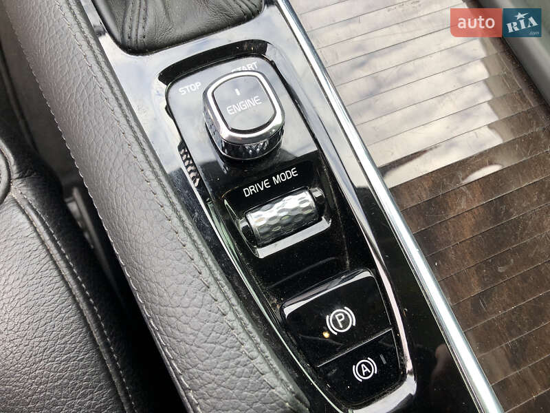 Внедорожник / Кроссовер Volvo XC90 2016 в Луцке