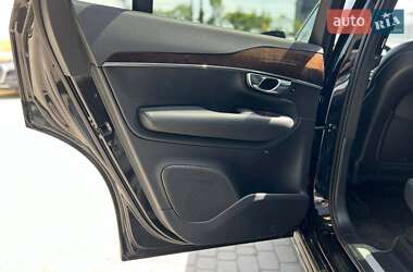Внедорожник / Кроссовер Volvo XC90 2015 в 