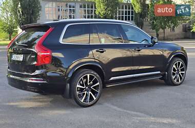 Внедорожник / Кроссовер Volvo XC90 2022 в 