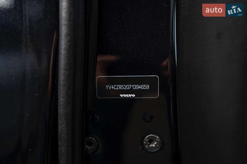 Внедорожник / Кроссовер Volvo XC90 2007 в Киеве