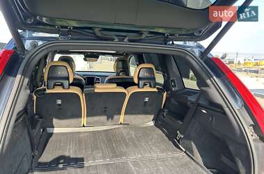 Внедорожник / Кроссовер Volvo XC90 2018 в 