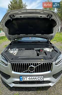 Внедорожник / Кроссовер Volvo XC90 2019 в 