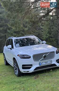 Позашляховик / Кросовер Volvo XC90 2019 в 