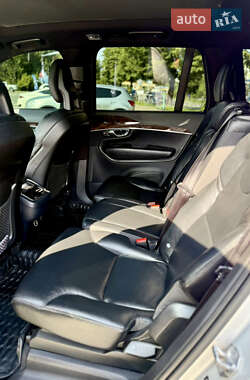 Внедорожник / Кроссовер Volvo XC90 2015 в 