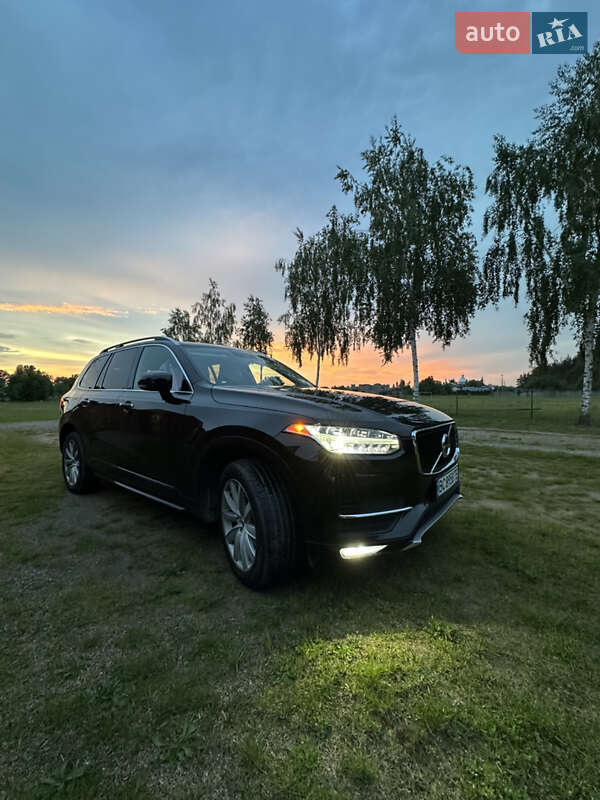 Volvo XC90 2016